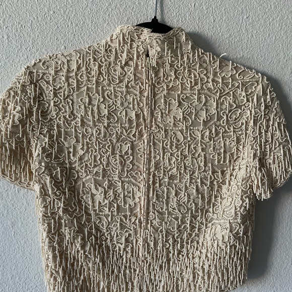 Cache Cream Textured Crop Top - Picture 10 of 11